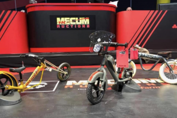 3 Custom Strider Bikes Delivers $16,000 for Flying Piston Benefit at Mecum Auction
